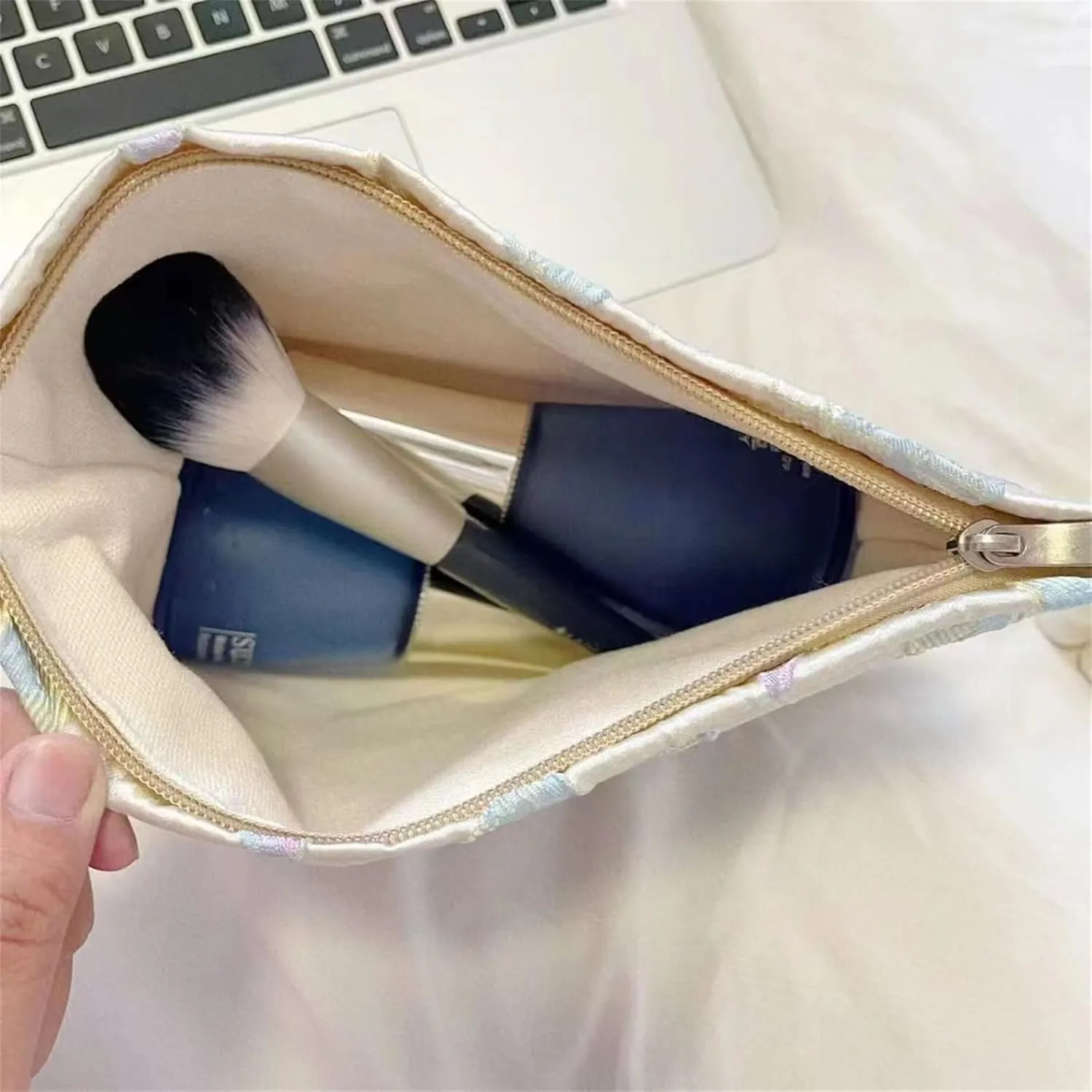 Aesthetic Simple Floral Makeup Pouch for Purse, Cute Clutch Fabric Flowers Small Cosmetic Pouch Bag for Women (Light Blue Butterfly)