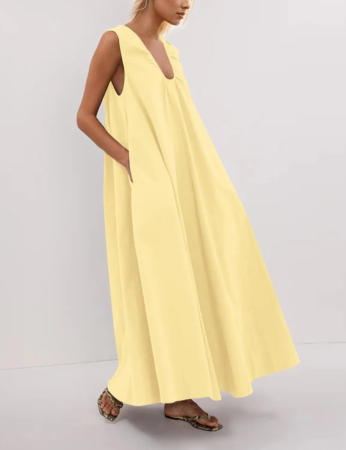 OLAPTA Women Summer Sleeveless Maxi Dress Scoop Neck Ruched Loose Fit Casual Elegant Solid Vacation Long Dress with Pockets