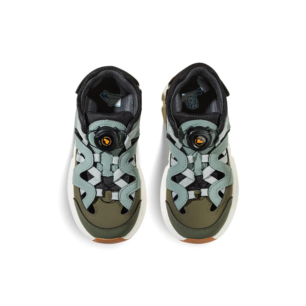 Outdoor Non-Slip Breathable Soft-Sole Walking Shoes