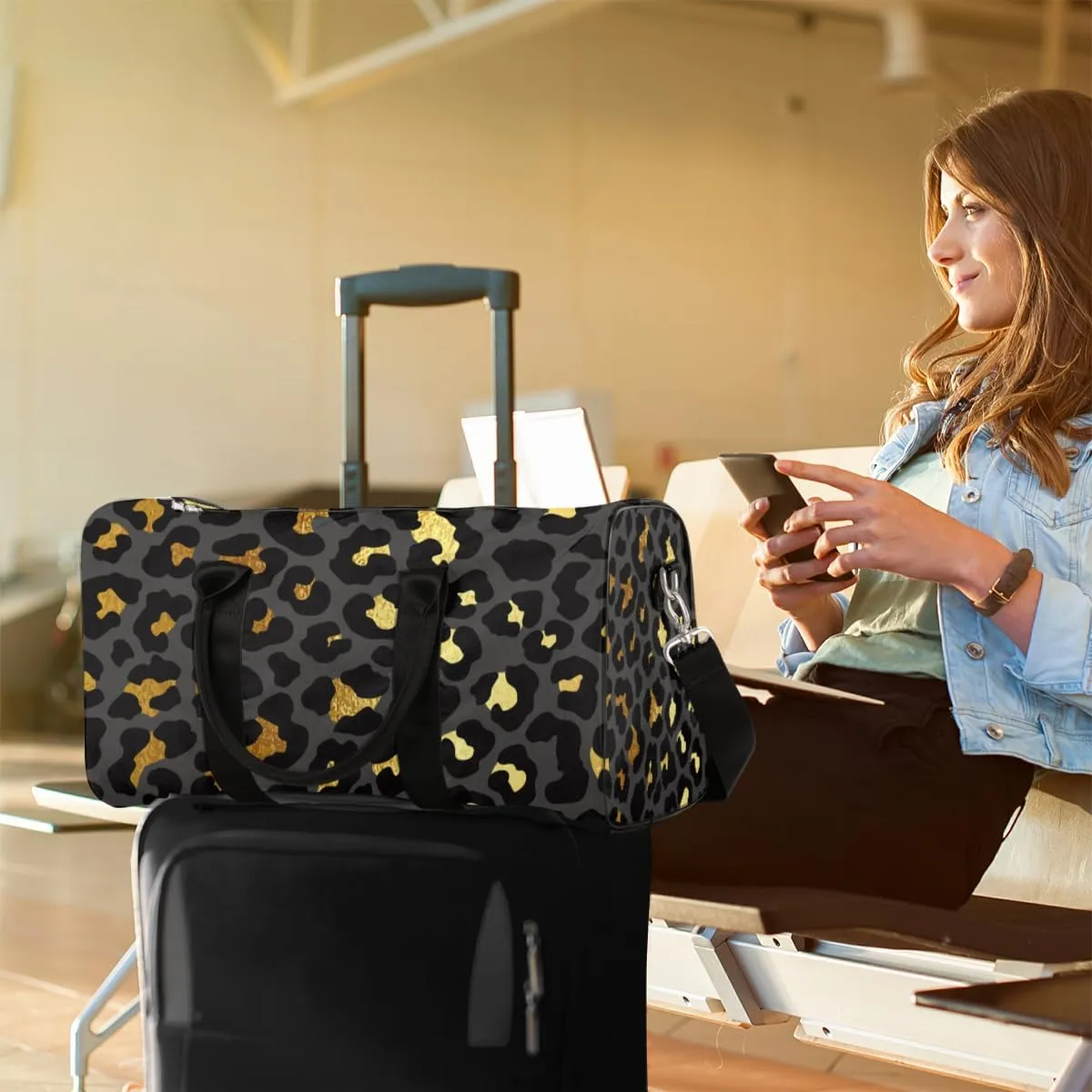 Pardick Travel Duffel Bag for Women Men Black Gold Leopard Cheetah Sport Gym Tote Bag Lightweight Weekender Overnight Bag Workout Bag Waterproof Foldable Carry on Luggage Handbag for Traveling Yoge