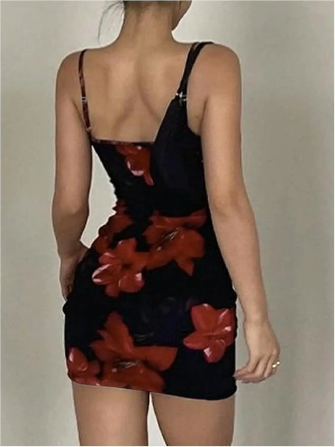 Verdusa Women's Floral Y2K Mini Dress Vintage Flower Sundress Cami Short Bodycon Going Out Dresses