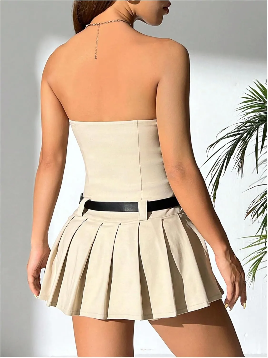 WDIRARA Women's Petite Strapless Belted Tube Dress Sleeveless Pleated A Line Mini Dresses