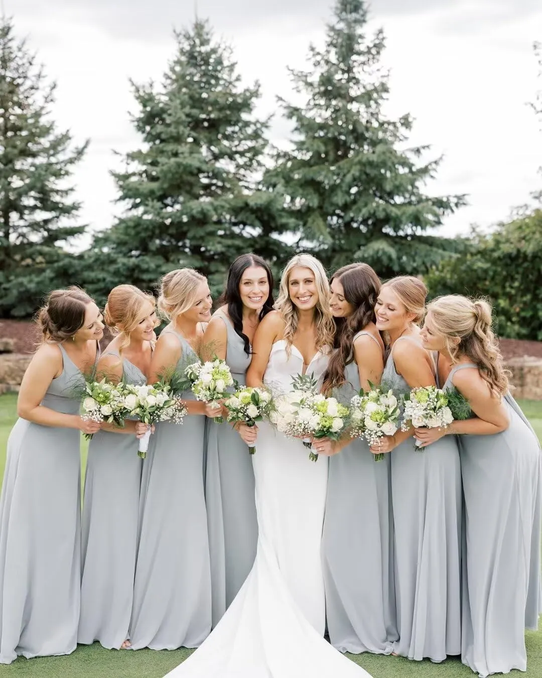 Women's Chiffon v Neck Bridesmaid Dresses for Women Long Ruched A Line Pleated Formal Evening Dress with Slit