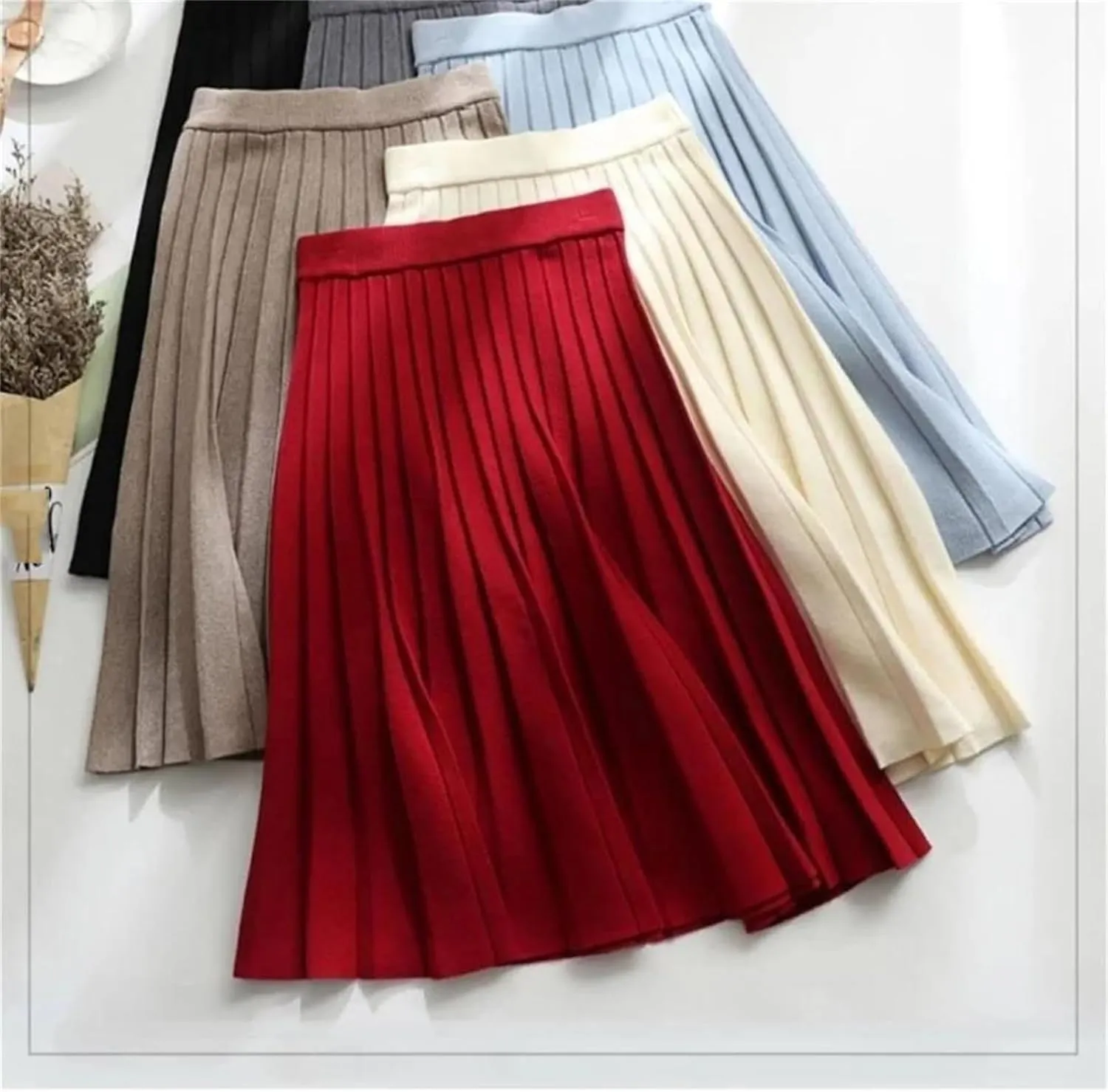 Women's Solid Color Knitted Pleated Skirt A-Line Elastic High Waist Street Casual Skirt