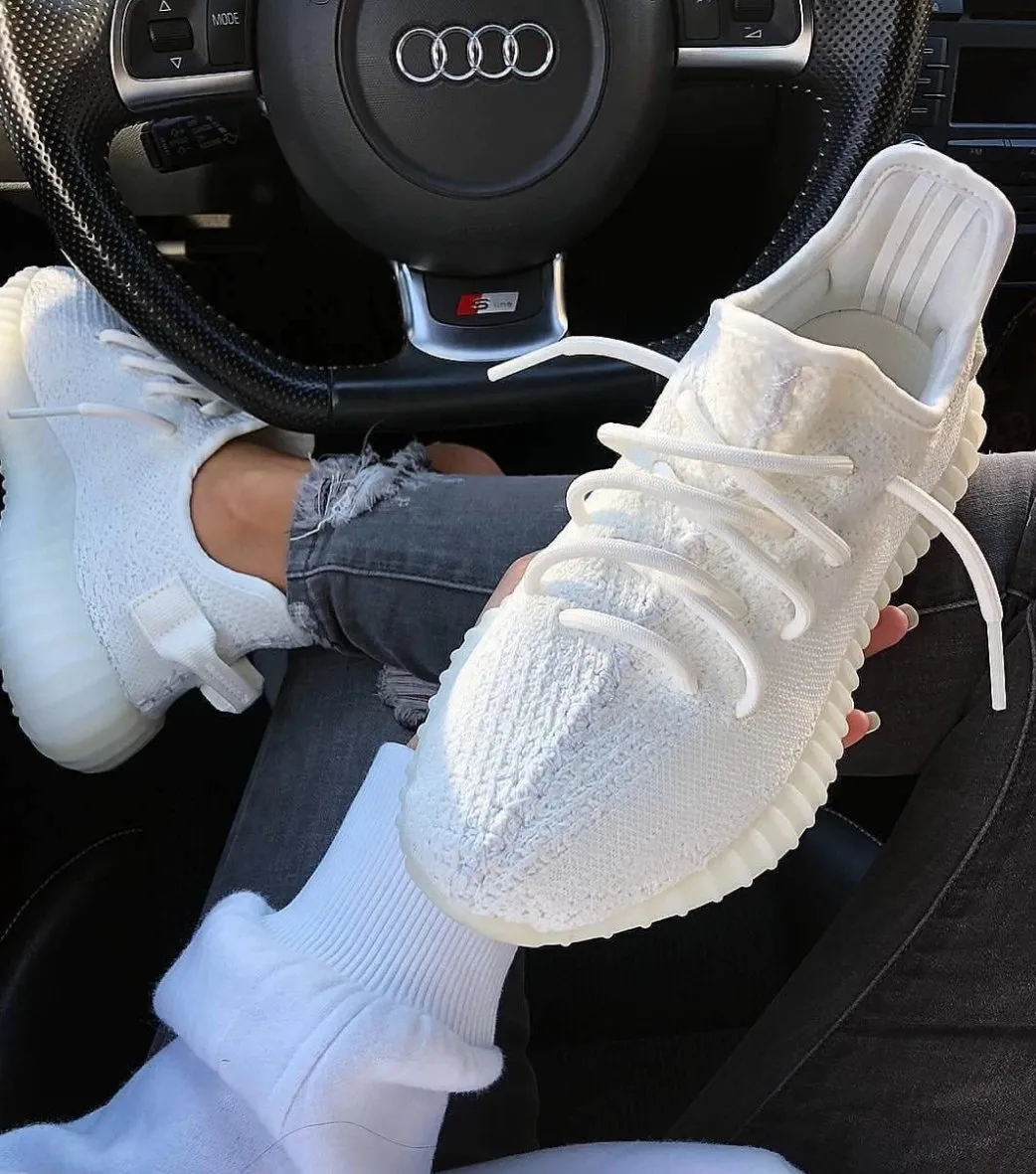 Yeezy Boost 350 V2 Infant "Triple White"